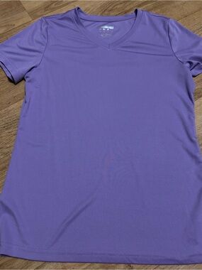 Women’s V-Neck Active Tee - Lavender Purple